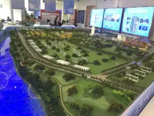 精装轻轨四房双卫,拎包入住,居家舒适。