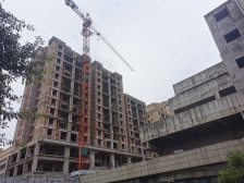 石马河 华美翡丽山一期四房230万