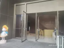 房子宽敞,采光很好、小区环境优美、视野开阔,无遮挡