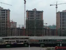 新建小区,房龄短,环境好,轻轨三号线,人车分流