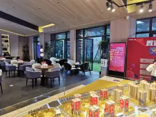 万科品质小高层,花园可简单打理