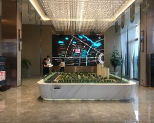 西宸春天4室2厅东南
