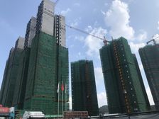 此房格局好,低楼层毛坯交房,业主诚意出售,欢迎咨询