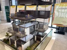 春风度联排别墅,看房方便,朝小区安静。