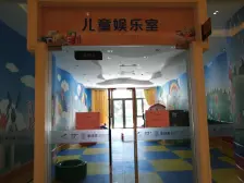 户型方正,楼层适中,采光充足,环境优美,出行方便