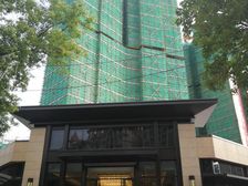 近坦背市场,小区很新楼间距宽,居住舒适生活方便。