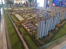 前排,采光好,楼层佳,带车位,诚意出售看中可谈。