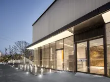 近万达 轻轨 次新小区 配套成熟