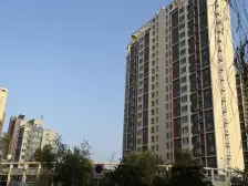 房子位于世纪城武烈河畔采光好平地没坡落地窗