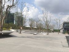 户型方正,采光充足,好楼层,房东诚心出售位置好