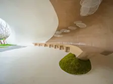在整个小区中庭位置 上叠中户 业主诚心卖