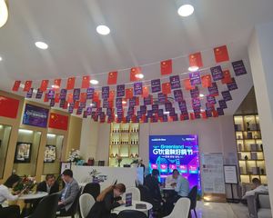 绿地空港西斯莱公馆3室2厅南北