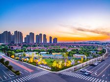 温馨挑高复式 精装修 朝东 采光好