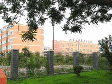 鸿樾府4室2厅2卫1厨一楼带院 毛坯房