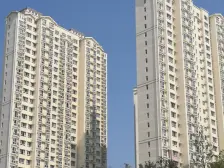 阳面精装修两居室 中上楼层 拎包入住