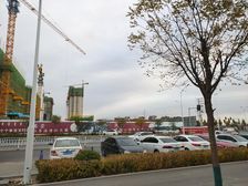 东河富力院士廷电梯房新小区环境优美视野好有本配贷