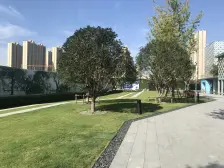 莲湖外 国语, 地铁口,户型方正,