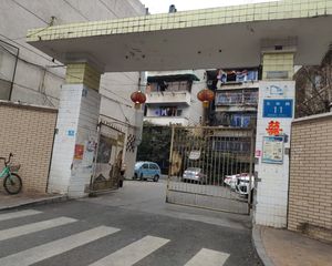 文华路1号 3室1厅 南