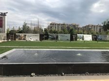 精装洋房证在手满二年端头东南无遮挡电梯入户