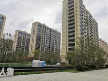 东南开发区 绿城明月兰庭 一楼带野生院子,双阳台两室带衣帽间