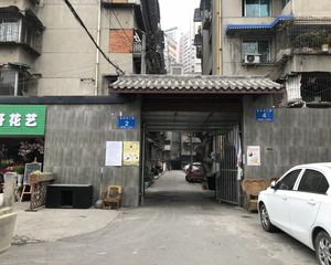 金沙北2路4号3室1厅南