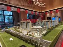 蓝润泷门 4室2厅 东南