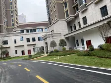 2022年小区金芙蓉国际三房电梯毛坯湖相和钢壹