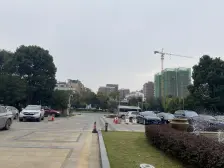 长房上层国际 4室2厅 南 北