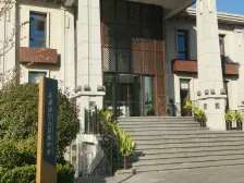 房主精装修了一层,阳台打通面积多达30平米