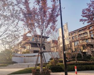 品质小区,有车位,房东诚心急售