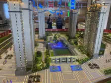 东投华章欣悦府 南北通透,采光好 装修好,环镜优美 视野好,诚心出售