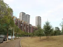 湾田大四房 户型好 毛坯 九华湖德文化公园