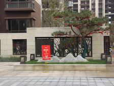 广诚美林里一梯一户三室两卫四开间朝南有证有暖