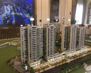 金地名京高楼层四房,精装好房,朝南户型,配套好