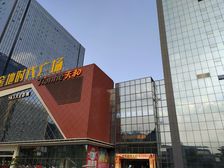 此房楼层好,视野宽阔,采光充足,繁华地段交通方便