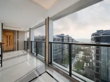 可以香港置地 何必将就 云山岳园景洋房 出门三地铁近商圈