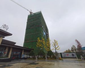 次新房房子毛坯楼栋位于小区中间楼间距宽四房两卫
