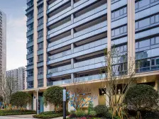 南坪 招商云邸二房245万