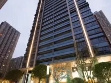 南坪商圈正规三房 大平层 视野好 交通购物都方便