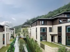 房子户型好,小区环境舒适,适合住家。