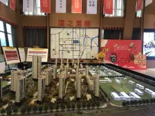 重庆市沙坪坝区微电园轻轨旁清水大四房出售