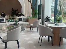 商圈房临轻轨环境优美生活配套齐全