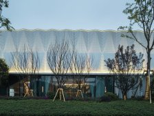 轻轨旁的洋房4房,成熟社区,102到手