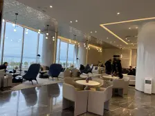 此房户型敞亮,采光棒户型方正一线视野