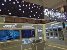 新接房的,户型好,正两房 中间楼层 马上搬家入住