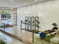 顶楼带露台 带地下车位 包大税 三室 南北通透