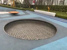 品质小区,龙湖物业,3房朝中庭。