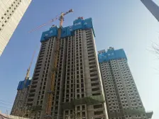 三室两厅两卫,毛坯,交通便利,配套设施齐全