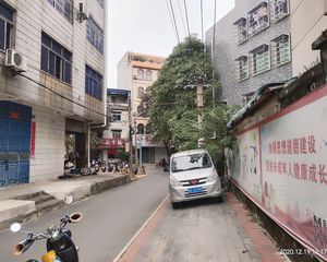 茶亭路步梯三房南北通透户型方正拎包入住