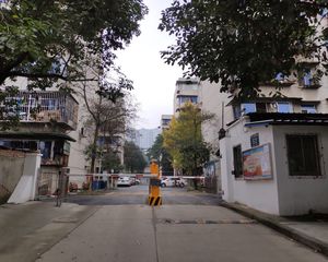 167厂桃花园小区 2室2厅 南 北